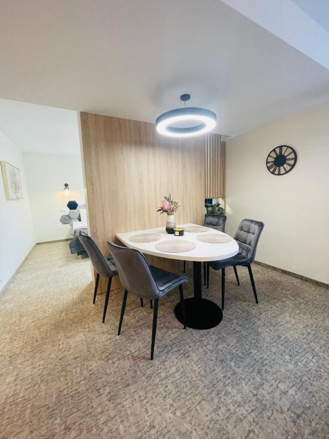 Alanta Apartments Easy Kaunas Kültér fotó